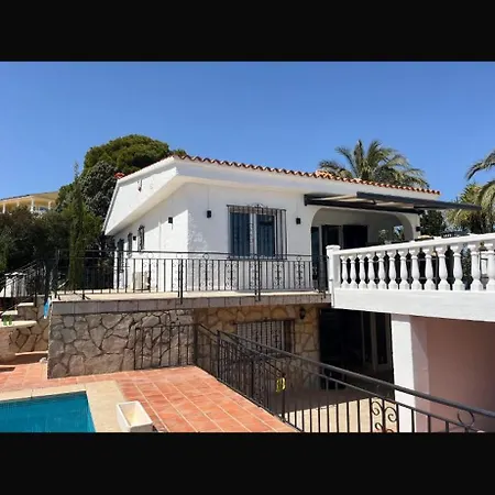 Casa De Amigos *